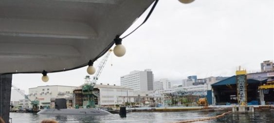 海上自衛隊の潜水艦が停泊していました！