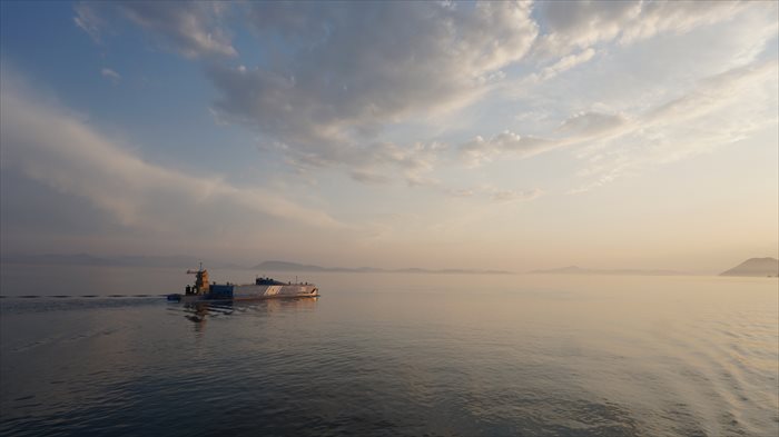 見渡す限りの海。たまにすれ違う船